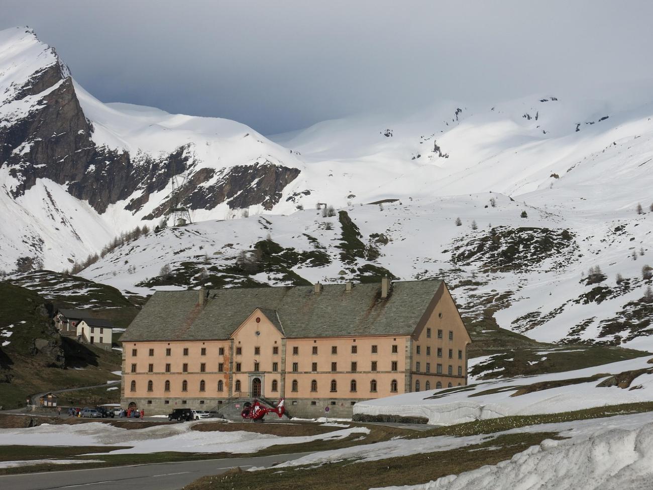Simplonpass und Gondo: Alpenüberquerung auf der historischen Simplonpassstraße
