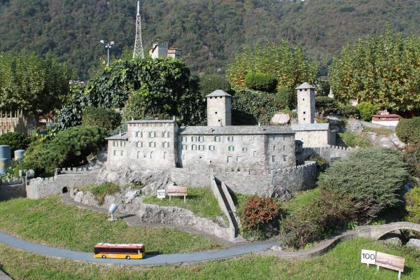 Die Schweiz im Kleinformat: Swissminiatur – Miniaturenpark mit über 120 Modellen