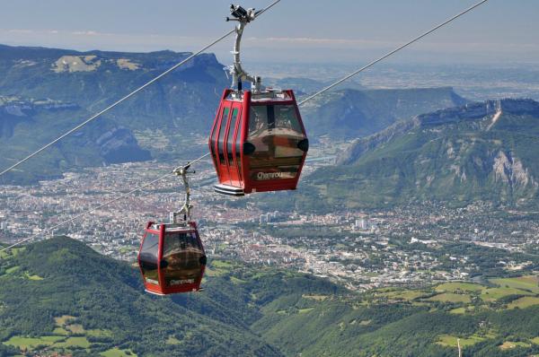 Grenoble: Großstadtleben, Hightech-Forschung und Tor zu den französischen Alpen