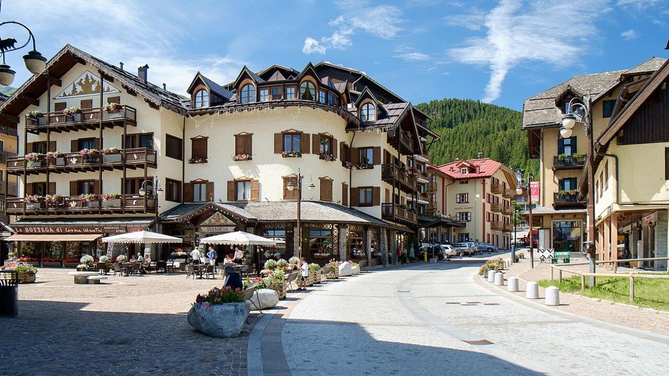 Madonna di Campiglio: Eleganter Wintersportort mit alpinem Glamour