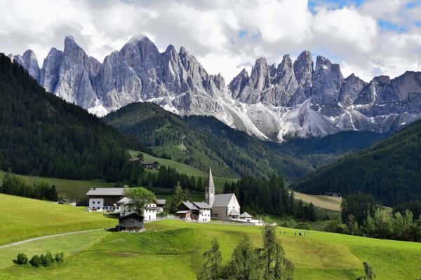 Dolomiten-Highlights: Die besten Wanderungen im Herzen des UNESCO-Welterbes