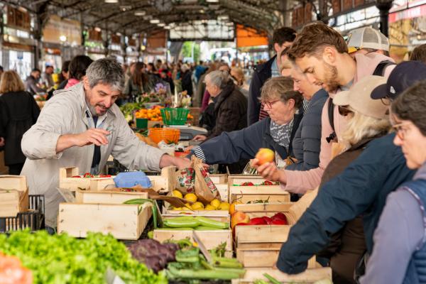 Die besten Bauernmärkte in den französischen Alpen: Regional, frisch und authentisch