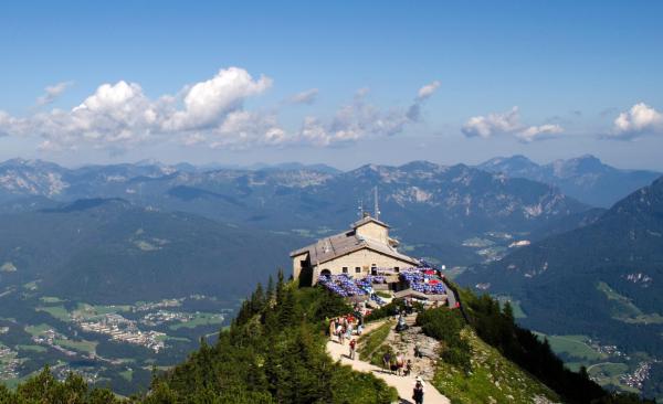 Das Kehlsteinhaus: Alpine Aussichtsplattform mit dunkler Vergangenheit