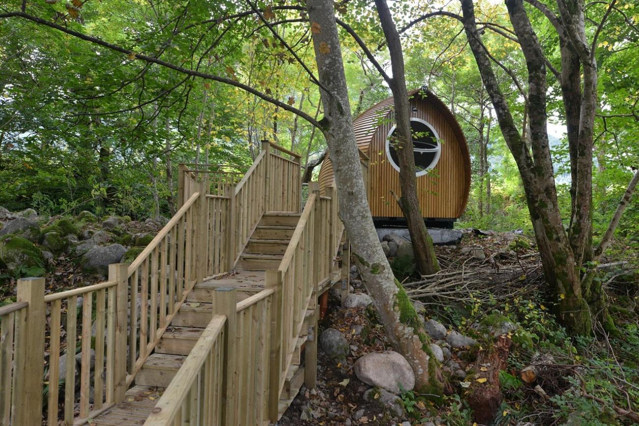 Glamping mit Kindern in der Schweiz: Camping mit Komfort für die ganze Familie