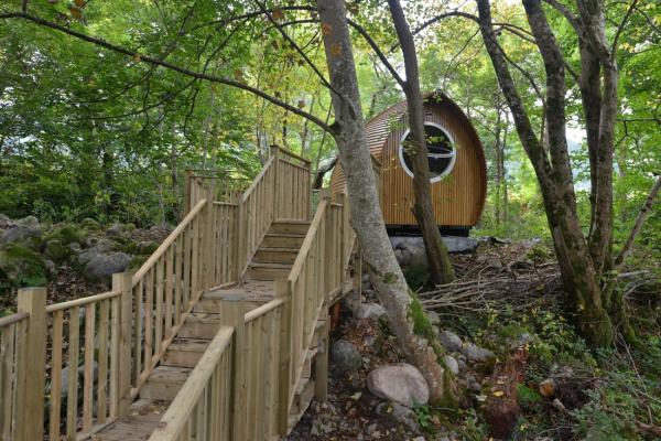 Glamping mit Kindern in der Schweiz: Camping mit Komfort für die ganze Familie