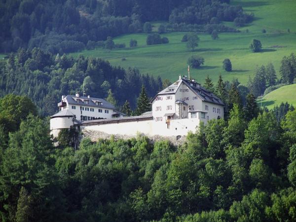 Schlafen wie ein König: Historische Hotels und Schlösser in Österreich