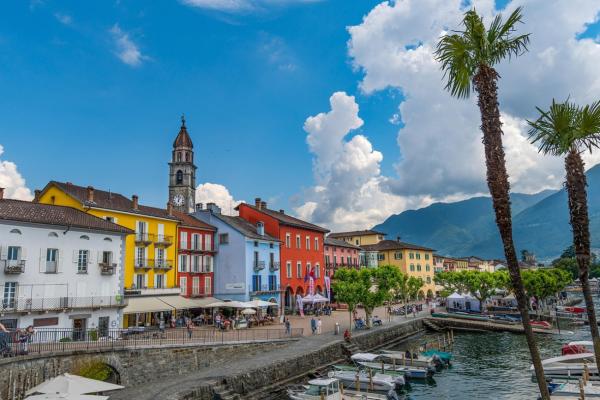 Wo die Schweizer Berge mediterran werden: Locarno und Ascona am Lago Maggiore