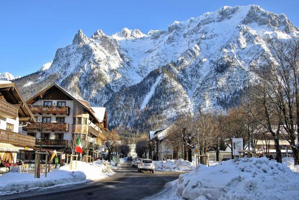 Geigenzauber und Bergluft: Mittenwald abseits der Touristenpfade