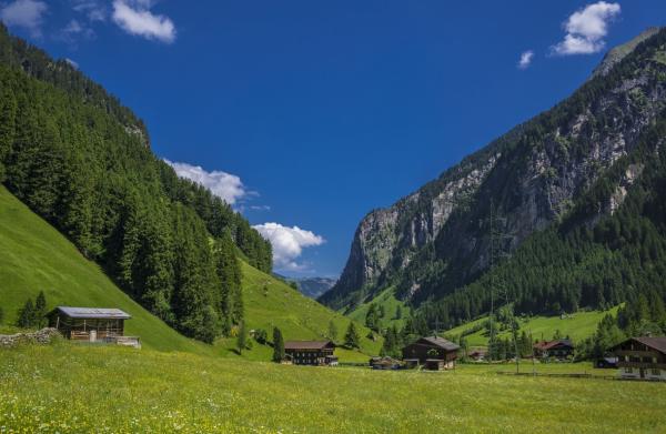 Das Zillertal: Von zünftigen Wirtshäusern bis zur ewigen Gletscherwelt