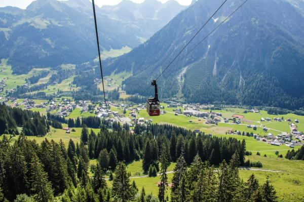 Oberstdorf und Kleinwalsertal: Zwei Länder, ein Tal, viele Gipfel und pure Bergfreude