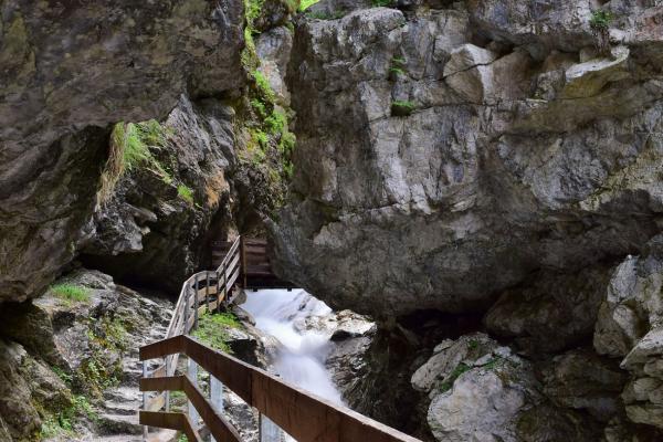 Schluchtabenteuer für die ganze Familie: Die Rosengartenschlucht in Imst